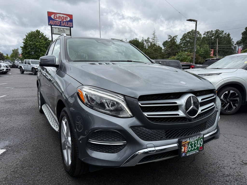 Vehicle image 7 of 34