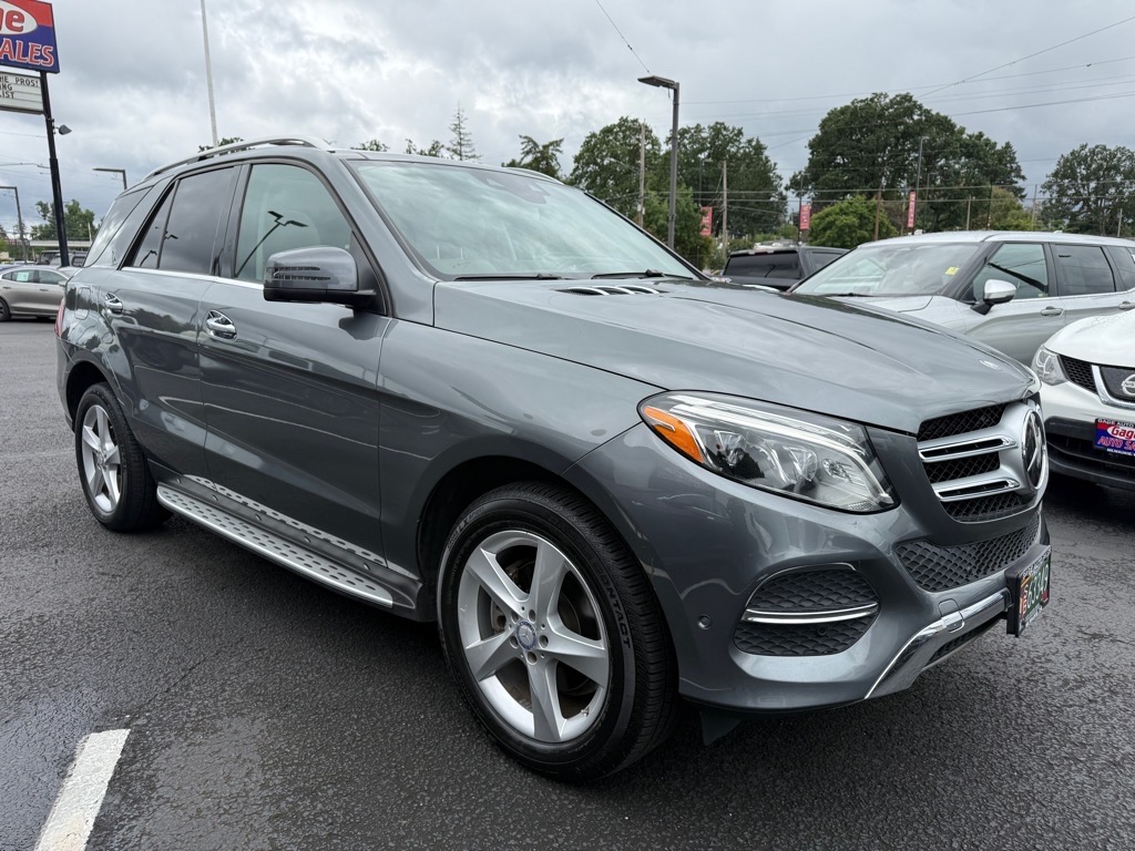 Vehicle image 6 of 34