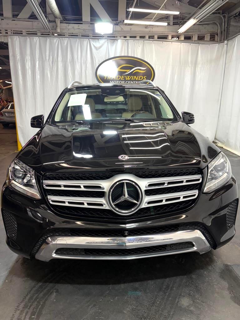 Vehicle image 2 of 52