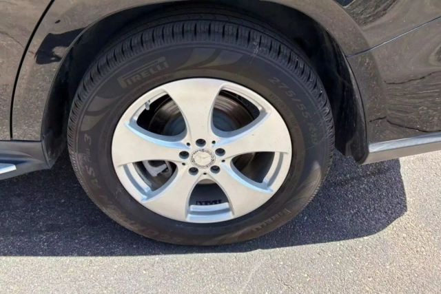 Vehicle image 6 of 29