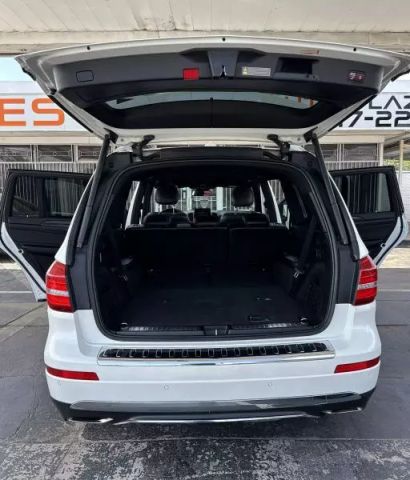 Vehicle image 11 of 50