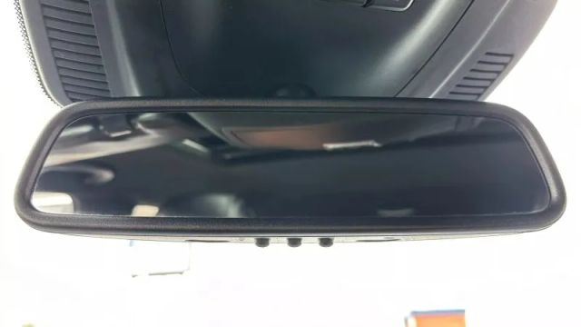 Vehicle image 13 of 50