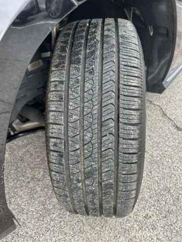 Vehicle image 39 of 50