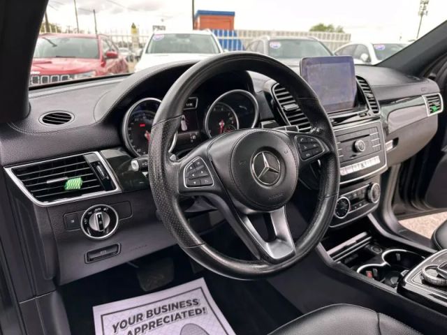 Vehicle image 21 of 50