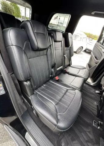 Vehicle image 14 of 50