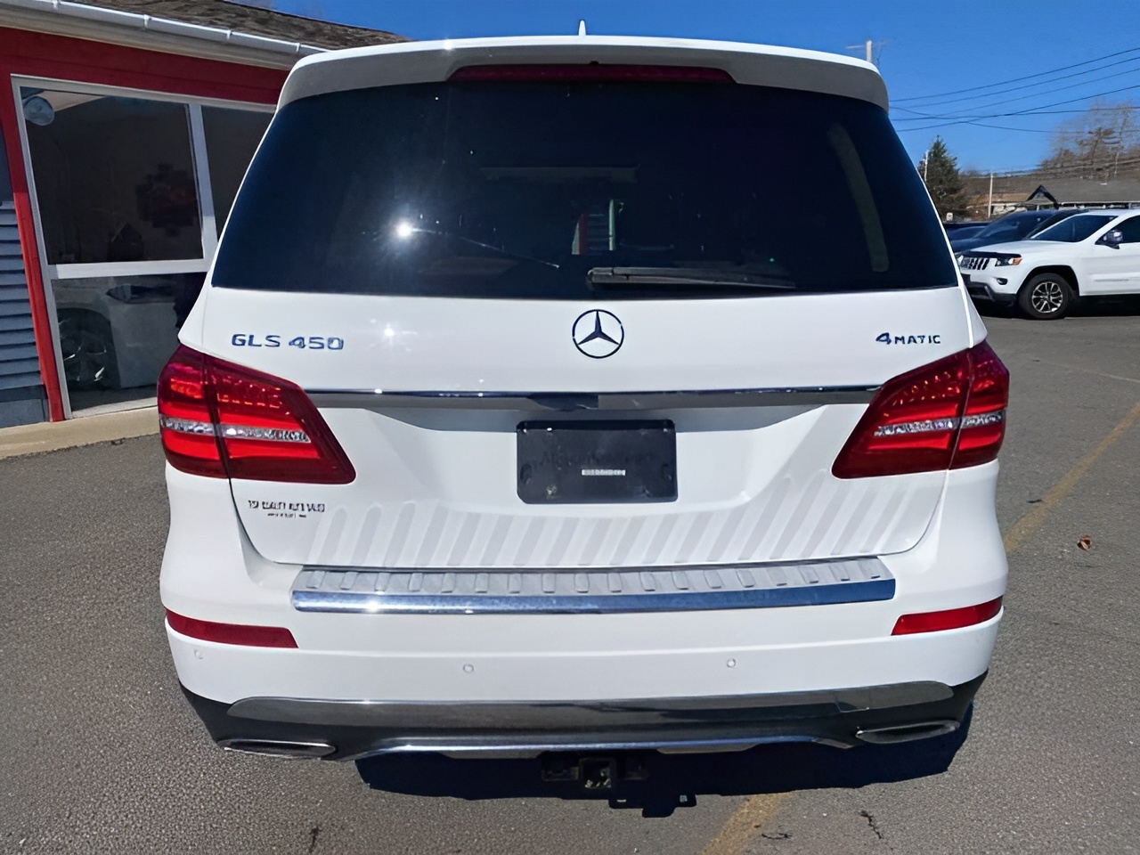 Vehicle image 31 of 32