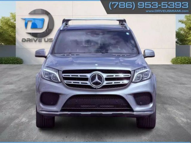 Vehicle image 4 of 32