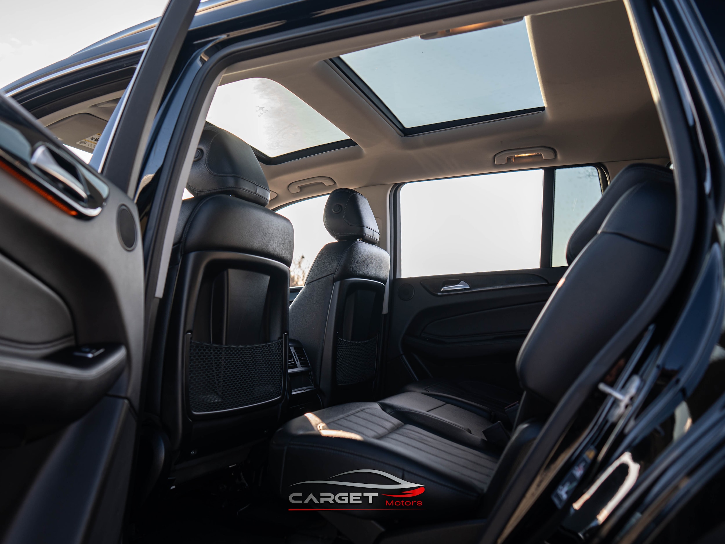 Vehicle image 21 of 54