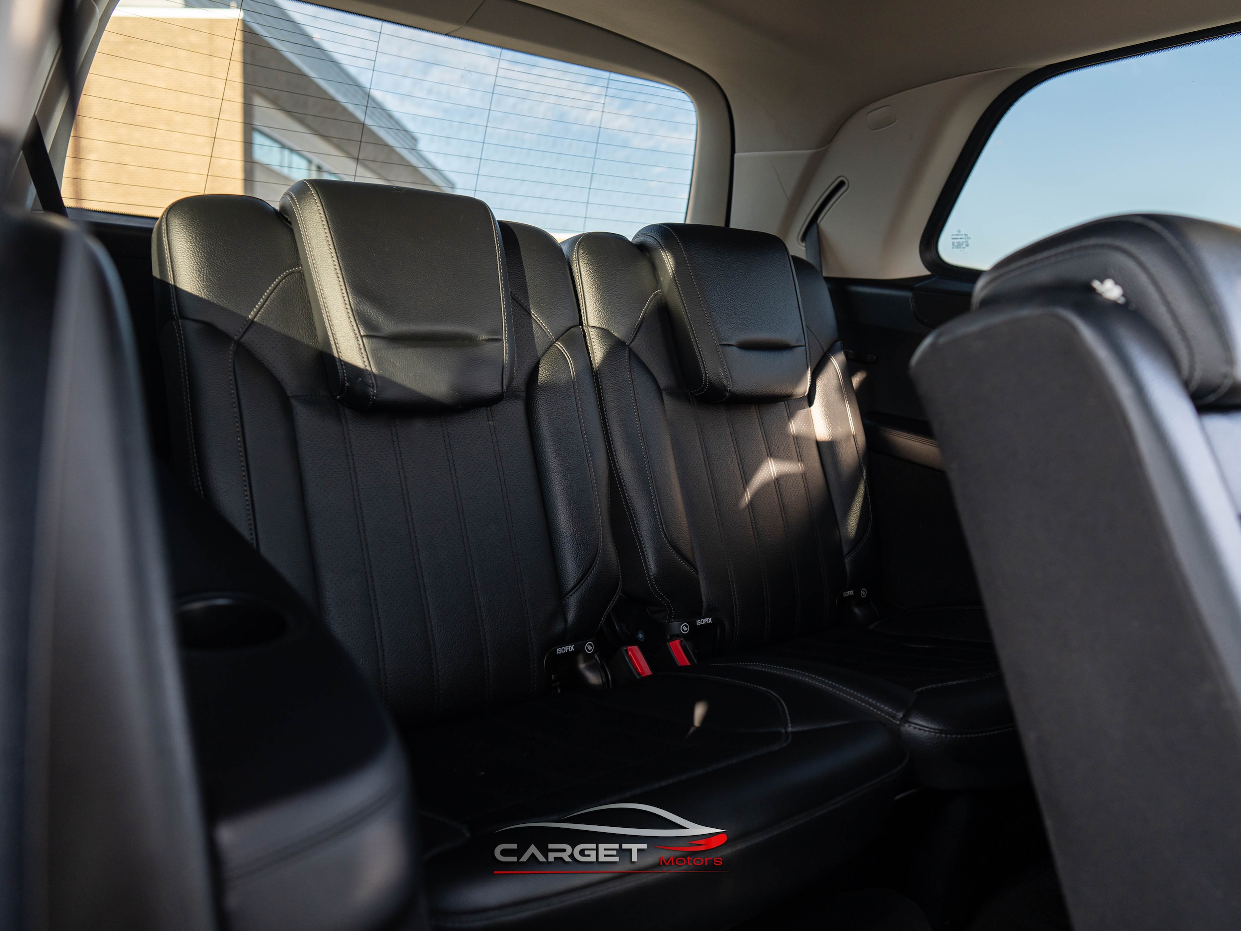 Vehicle image 19 of 54