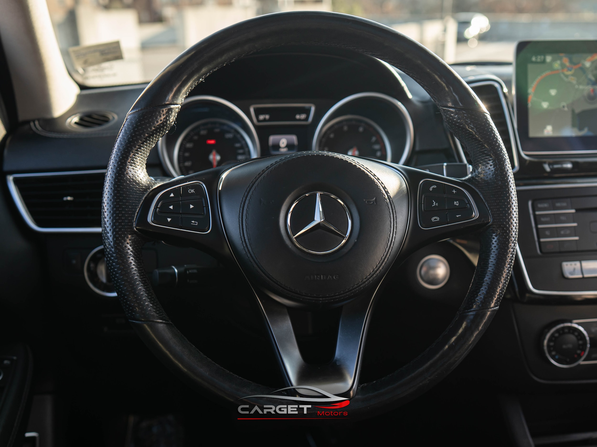 Vehicle image 23 of 54