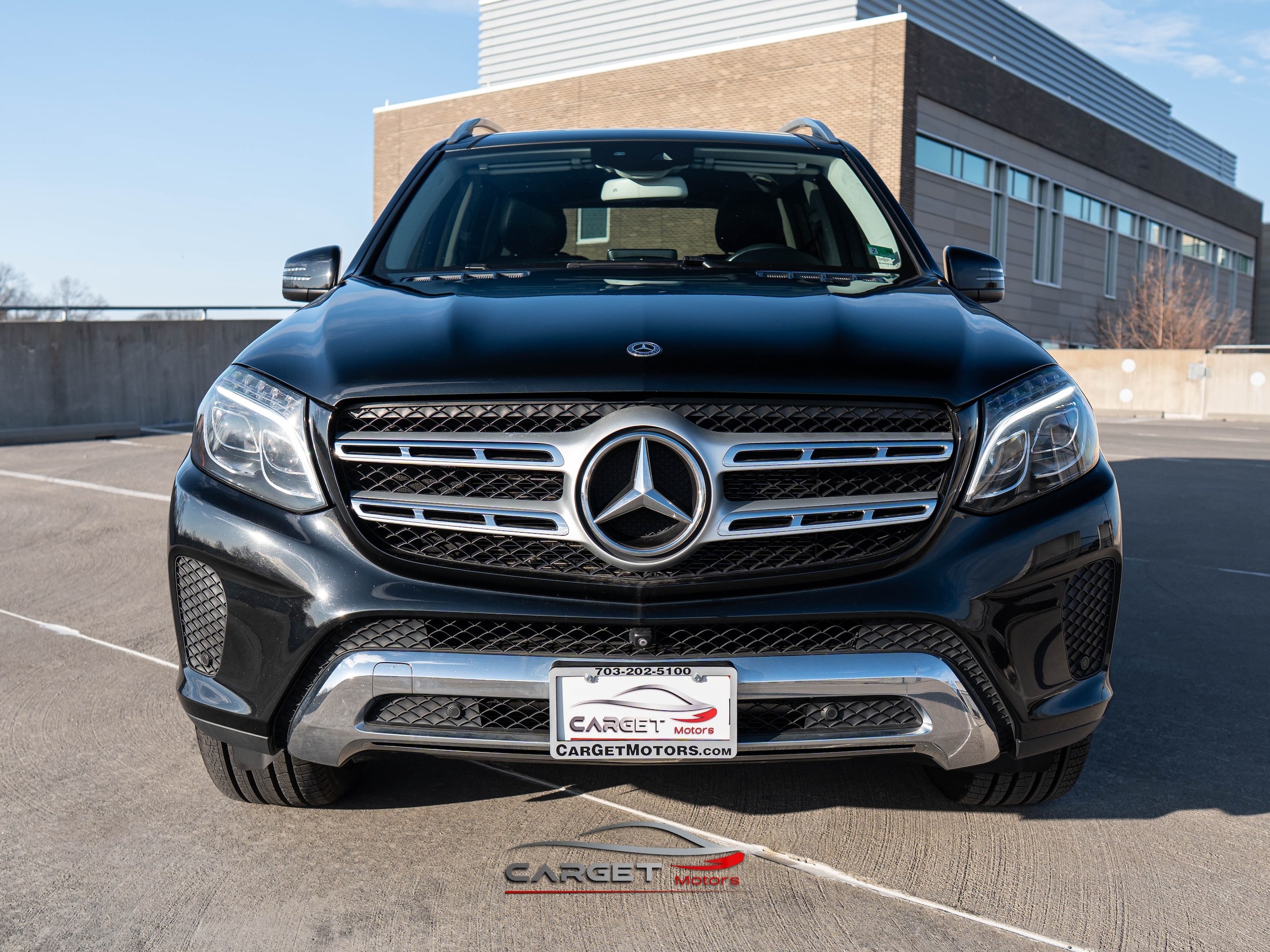 Vehicle image 4 of 54