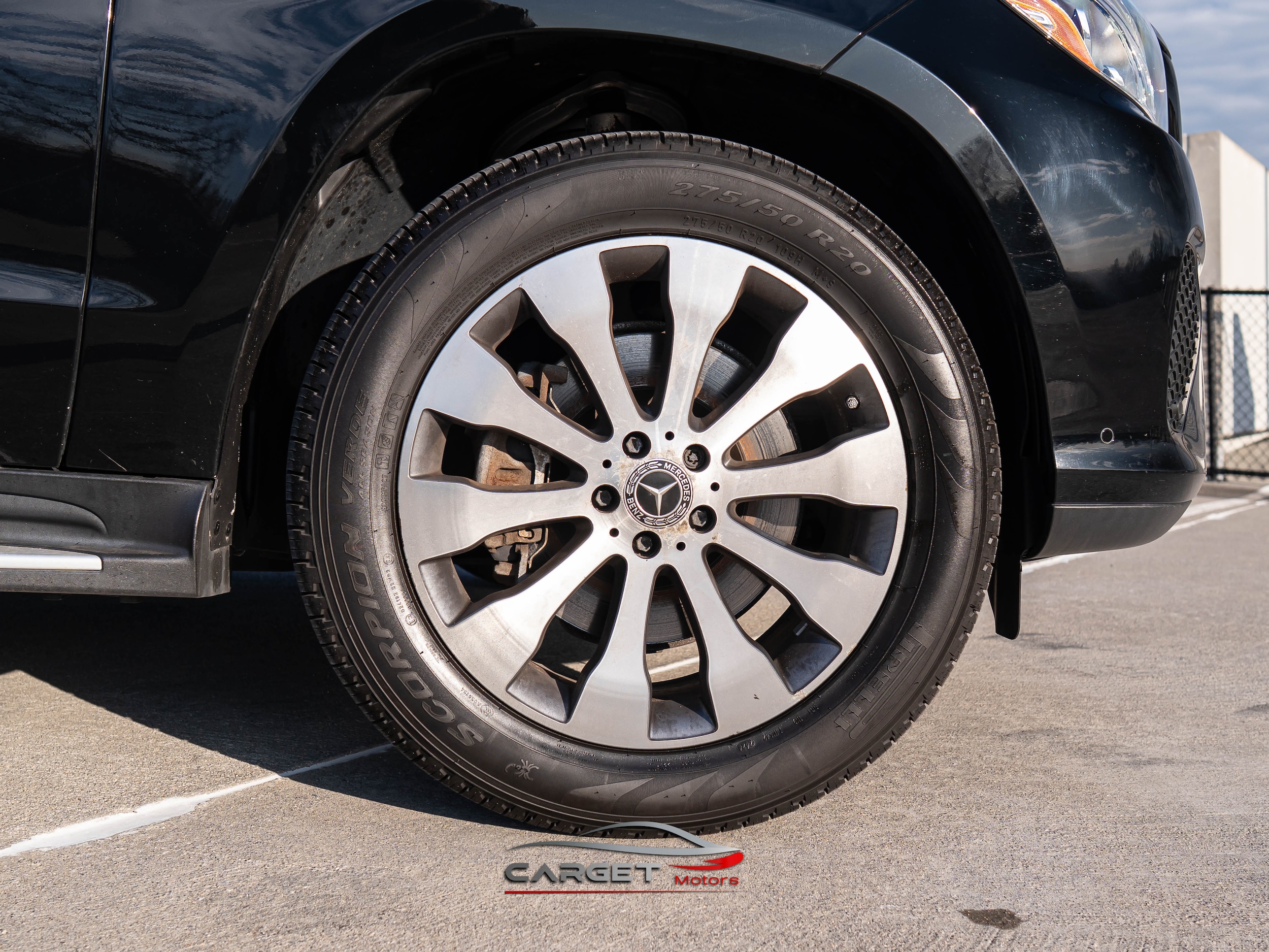 Vehicle image 9 of 54