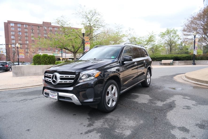 Vehicle image 1 of 47