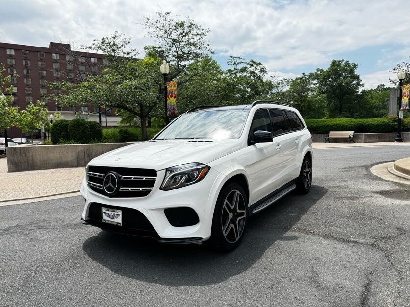 Vehicle image 1 of 46