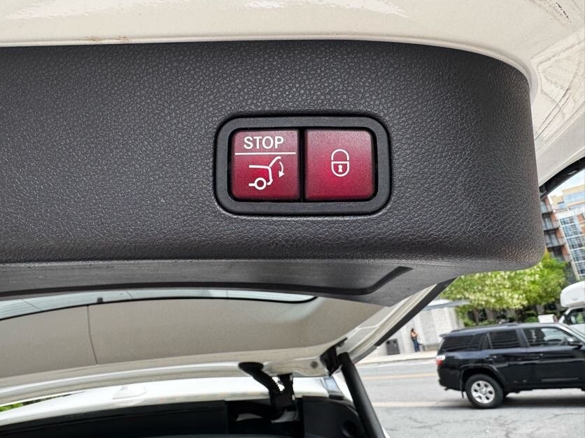 Vehicle image 12 of 46