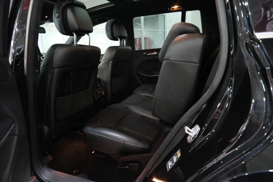 2017 Mercedes-Benz GLS 550 Image 21 of 41