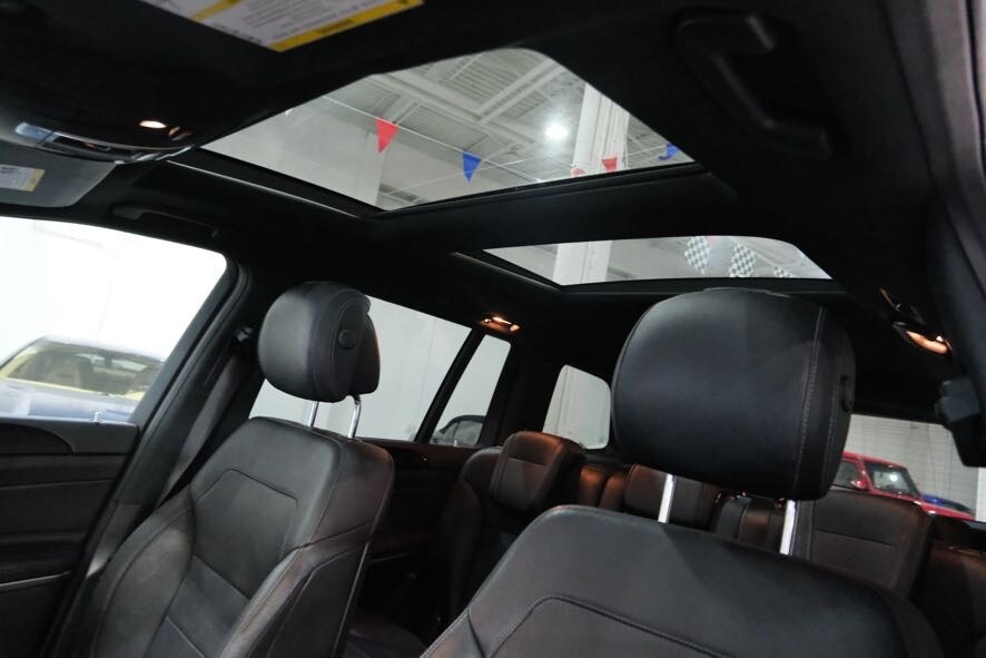 2017 Mercedes-Benz GLS 550 Image 34 of 41