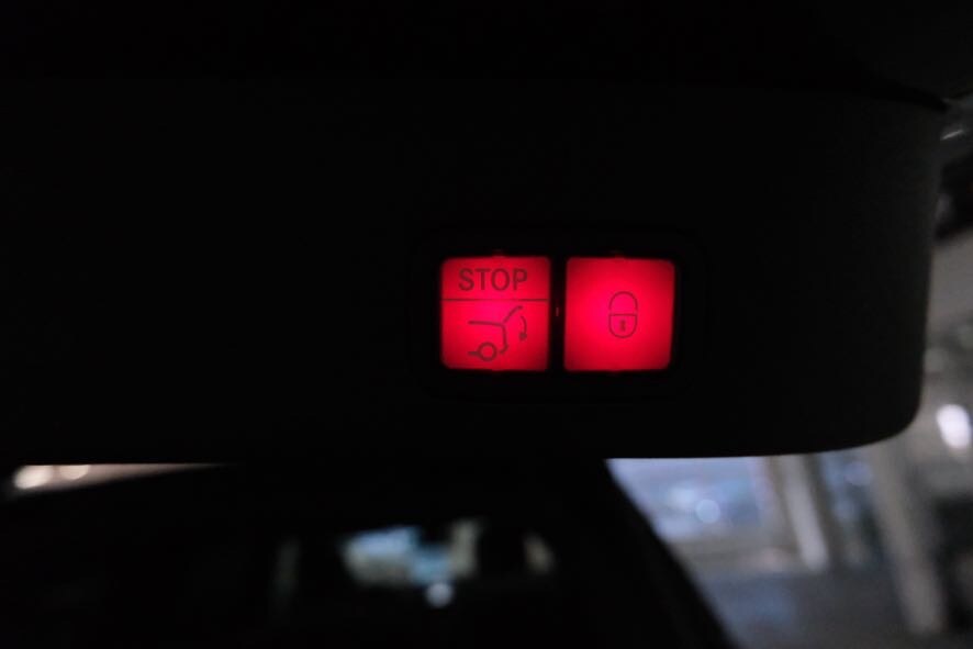 2017 Mercedes-Benz GLS 550 Image 12 of 41