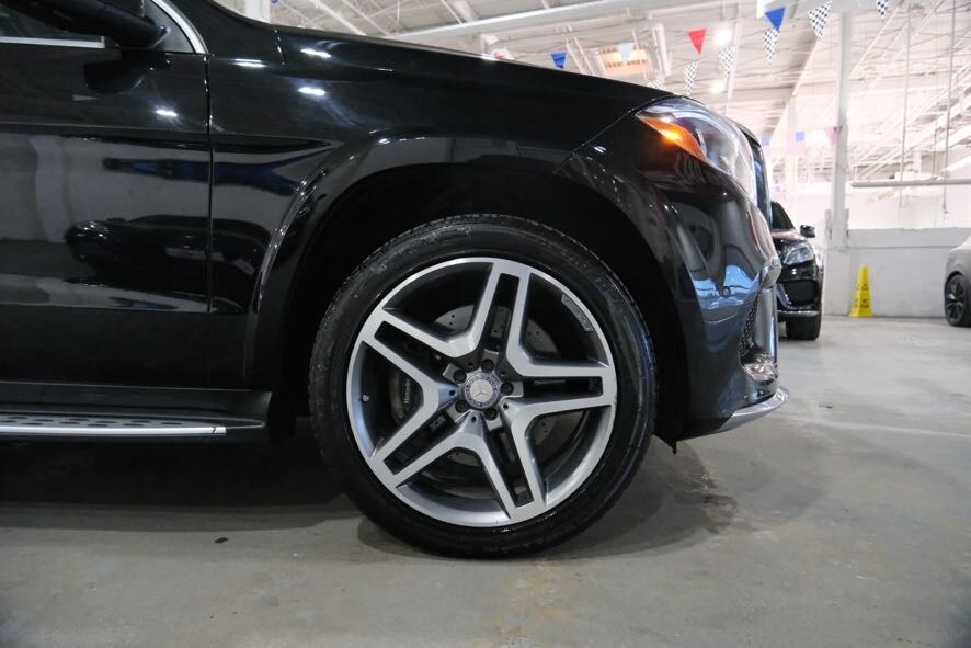 2017 Mercedes-Benz GLS 550 Image 14 of 41