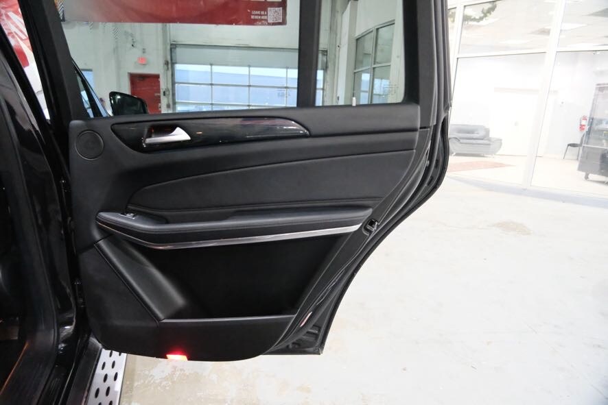 2017 Mercedes-Benz GLS 550 Image 26 of 41