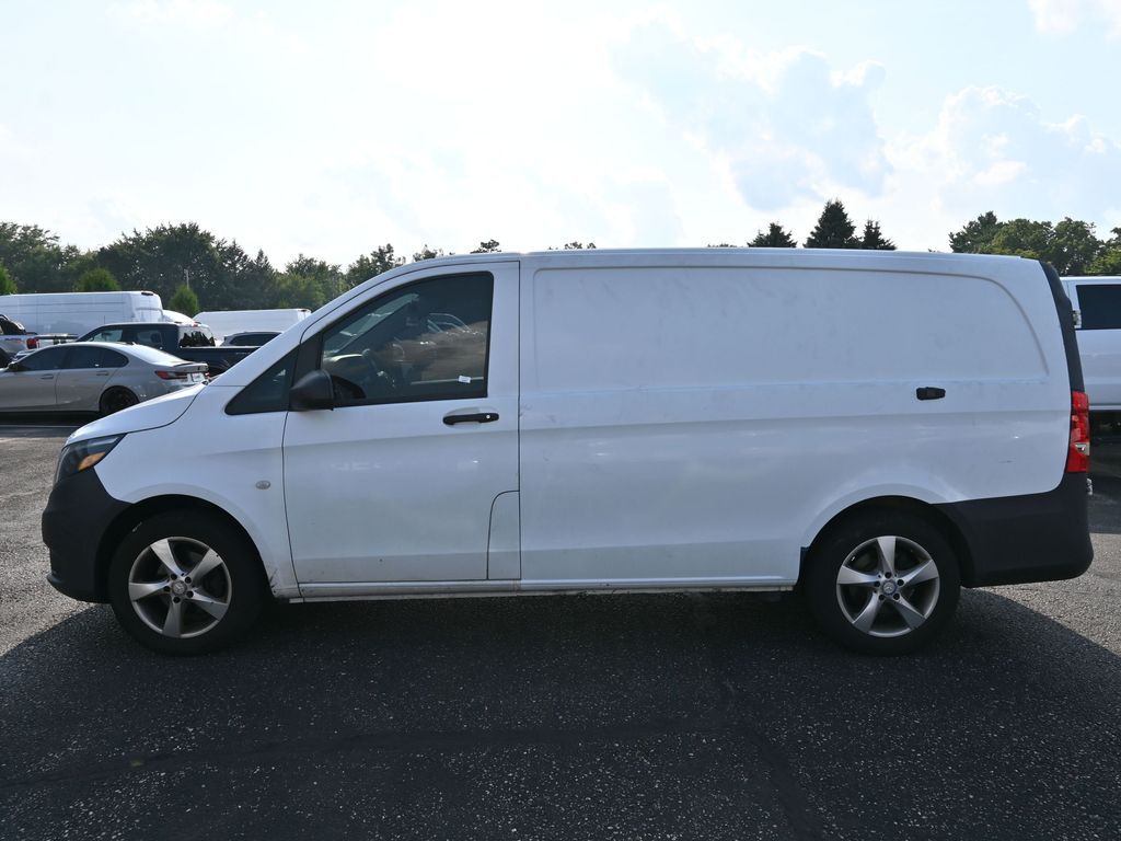 Vehicle image 12 of 29