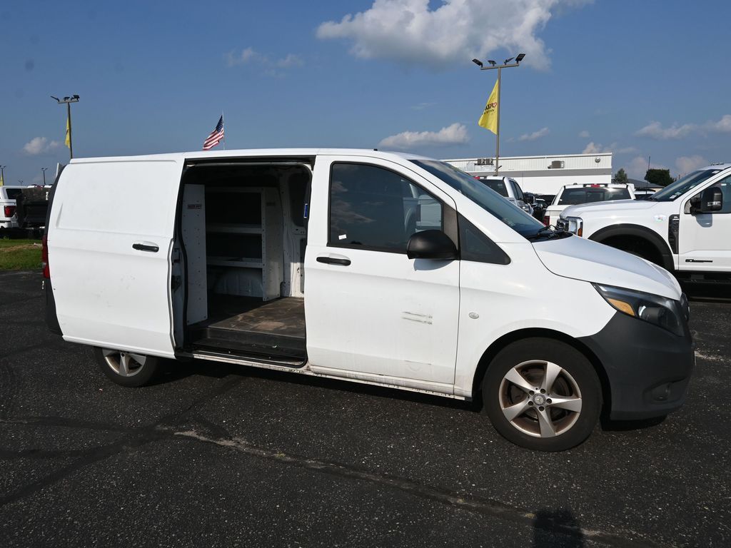 Vehicle image 3 of 29
