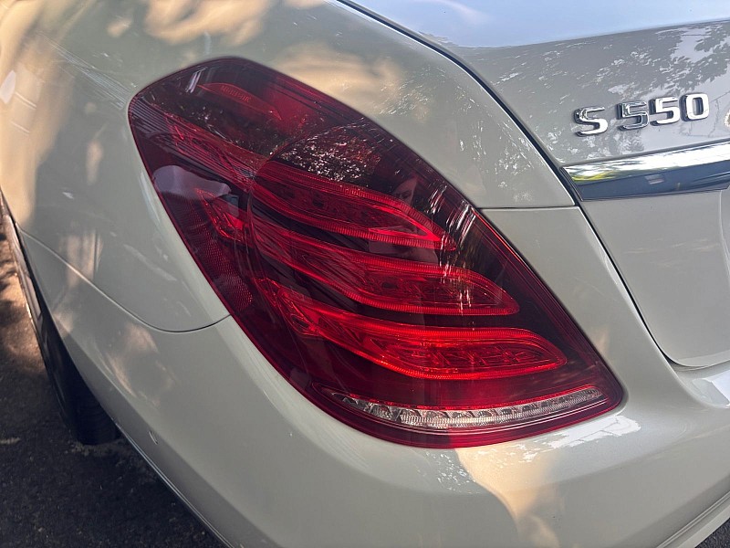 Vehicle image 18 of 42