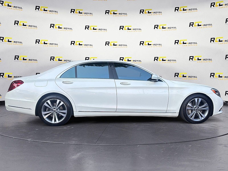Vehicle image 4 of 42