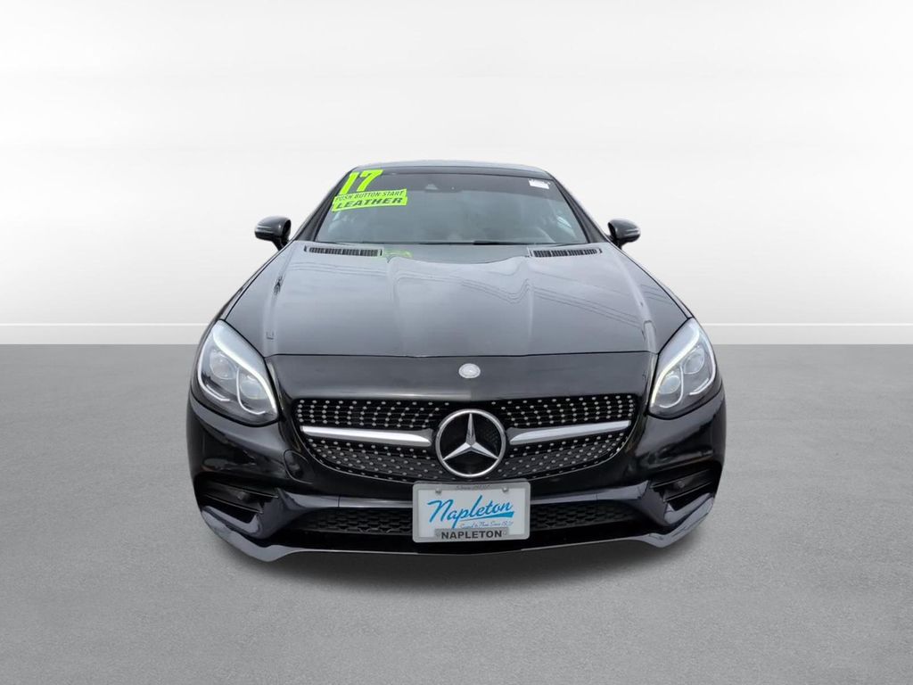 2017 Mercedes-Benz SLC 300 Image 3 of 27