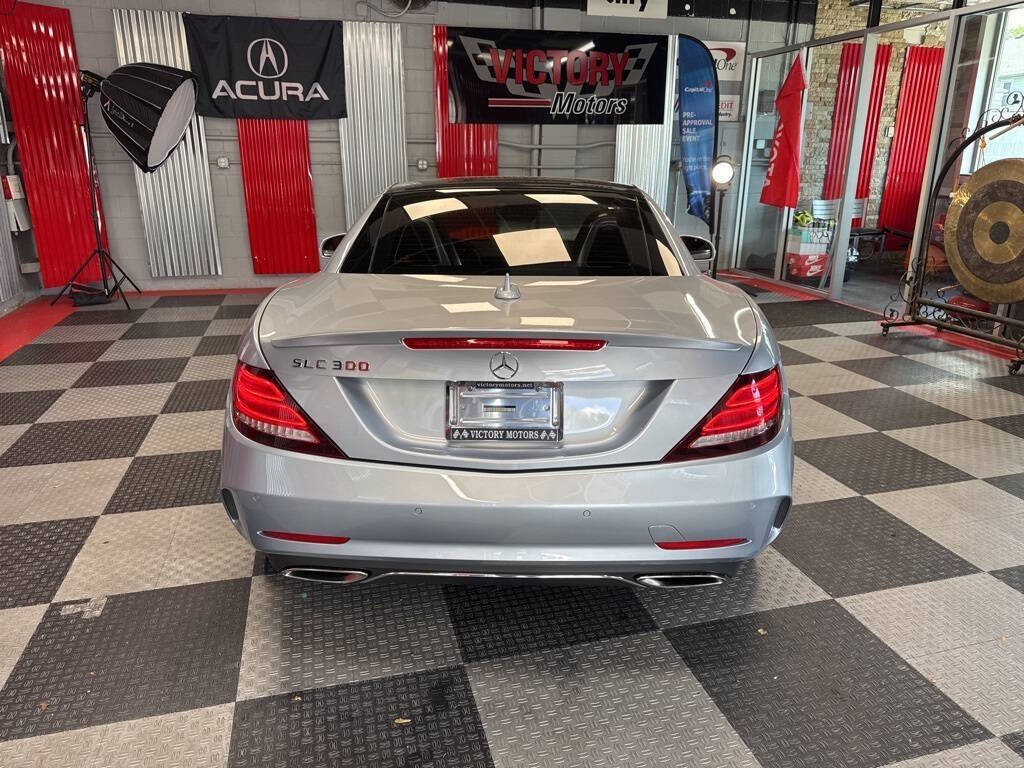 Vehicle image 11 of 43