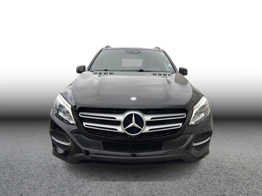Vehicle image 2 of 28