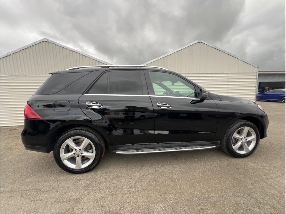 Vehicle image 4 of 28