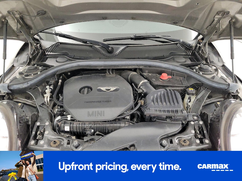2017 MINI Cooper Clubman S Image 9 of 25