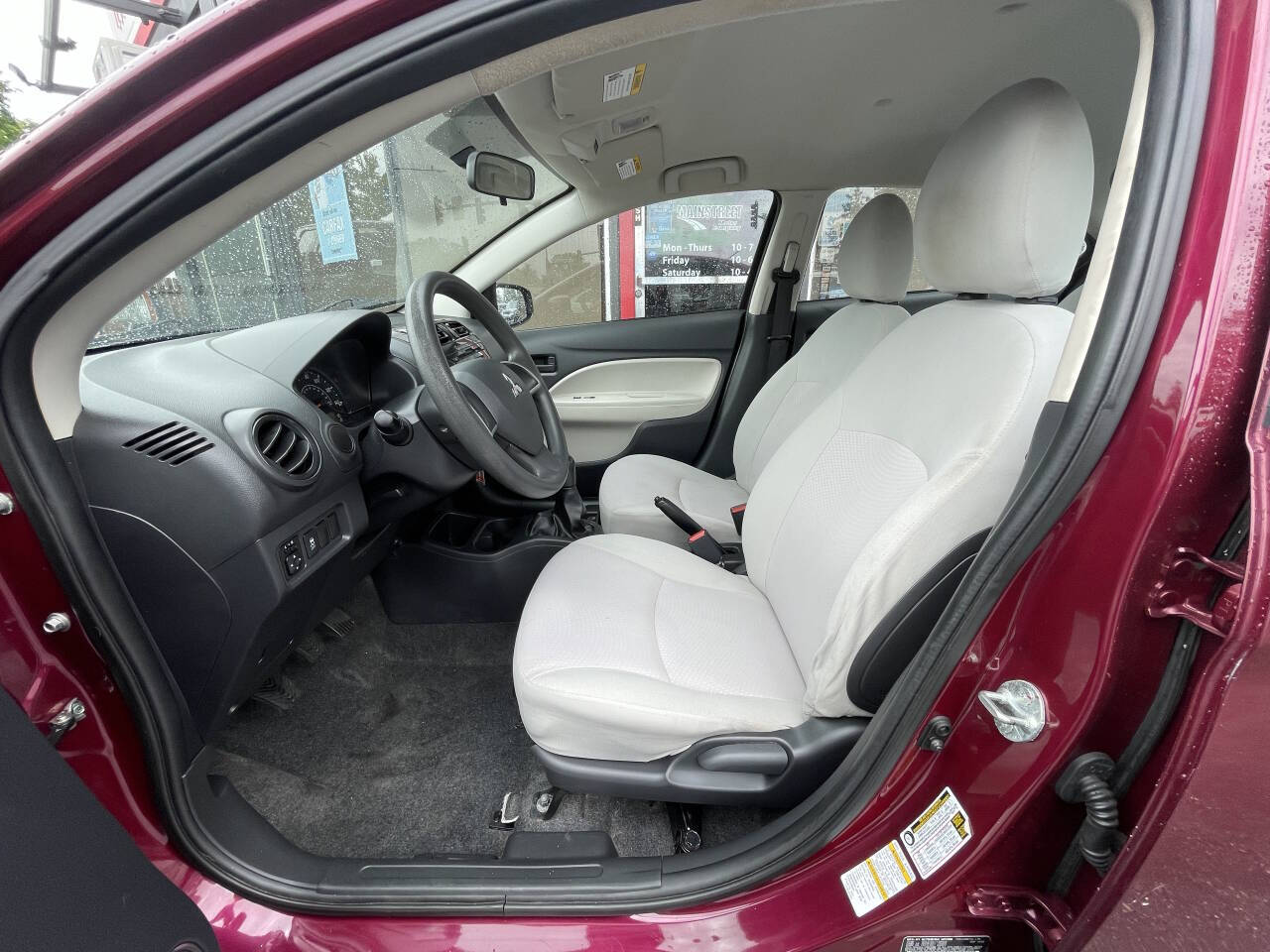 Vehicle image 23 of 24