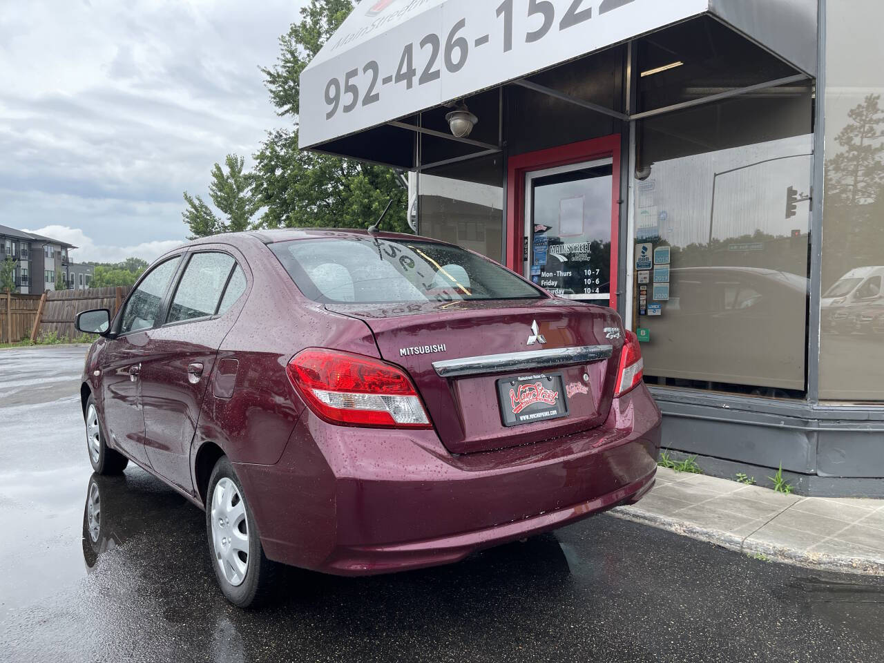 Vehicle image 6 of 24
