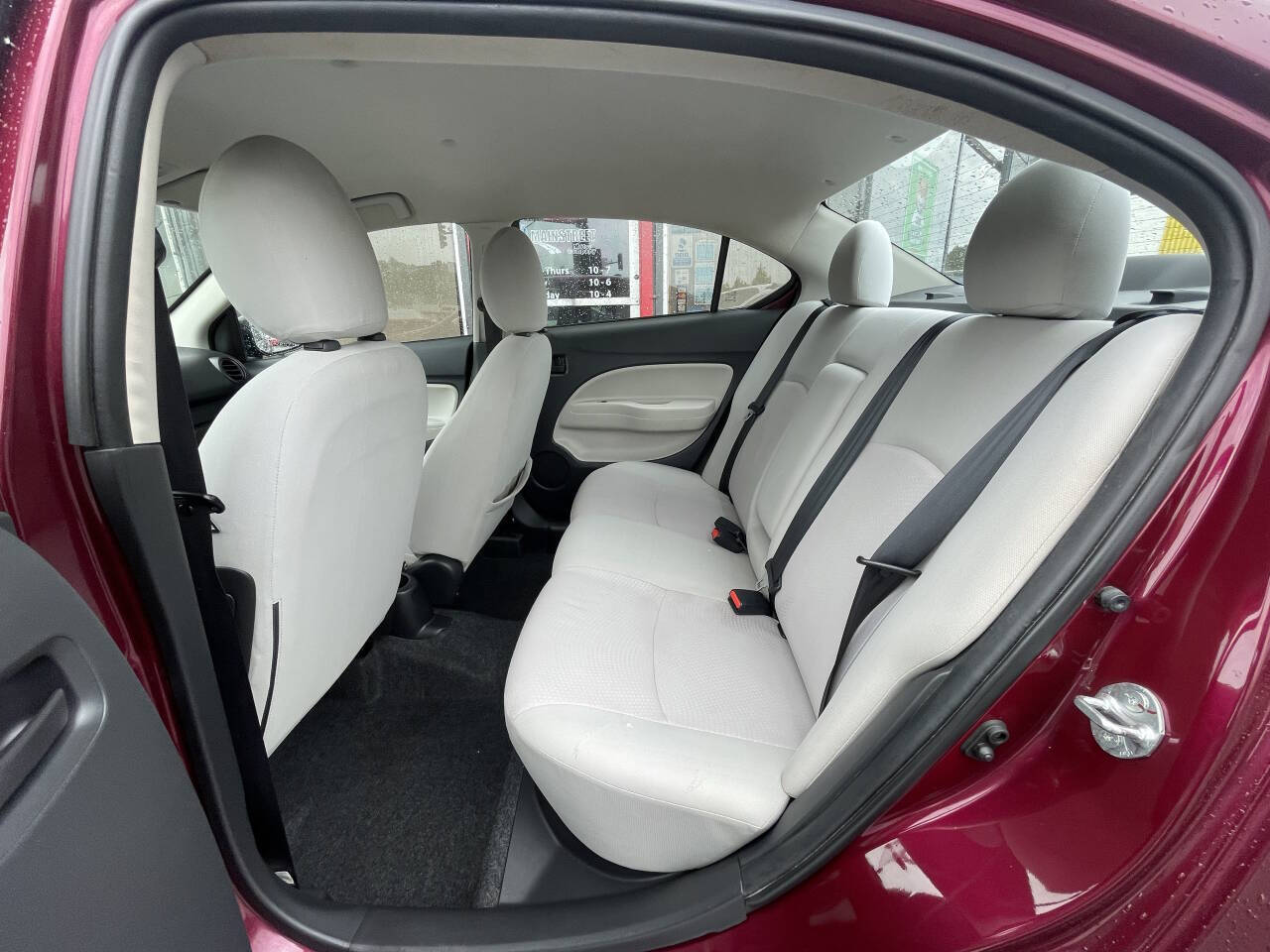 Vehicle image 13 of 24