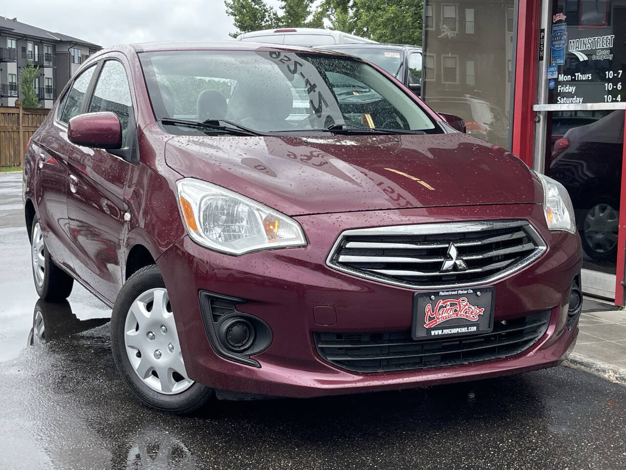 Vehicle image 4 of 24