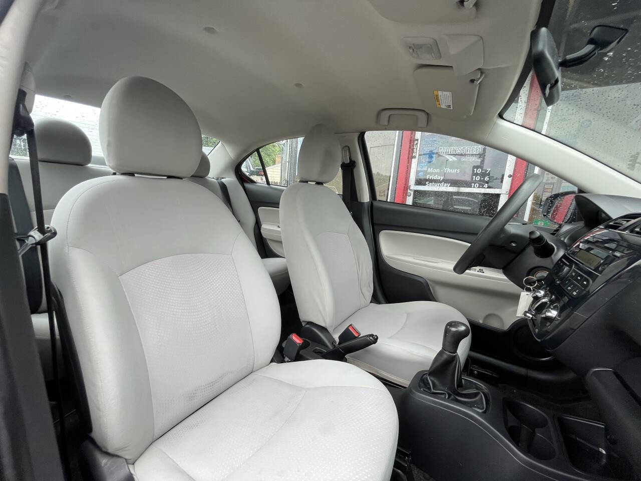 Vehicle image 12 of 24