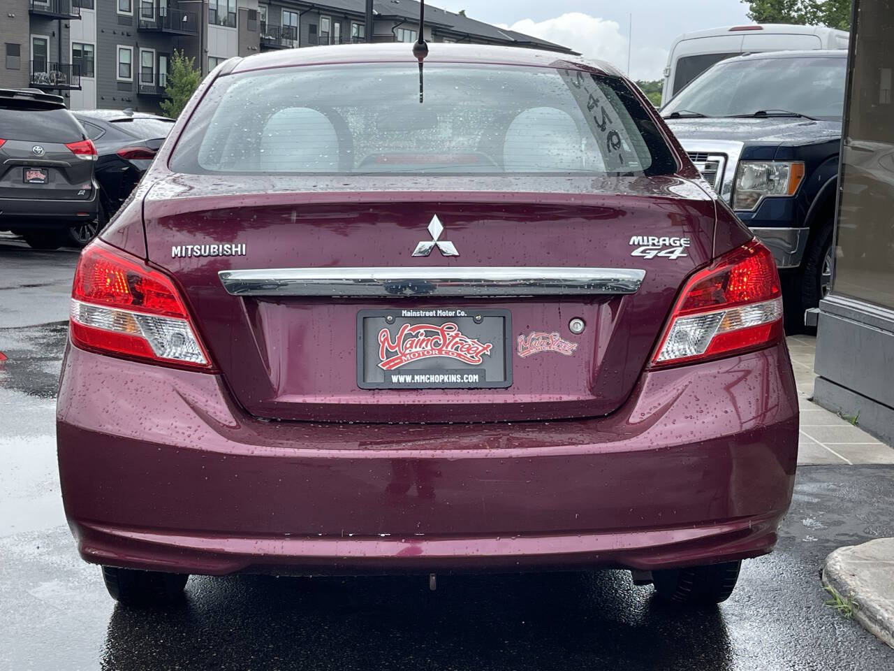 Vehicle image 8 of 24