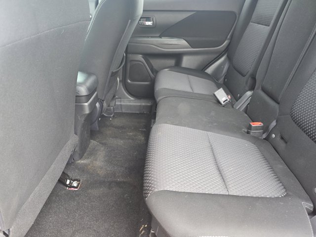 Vehicle image 12 of 30