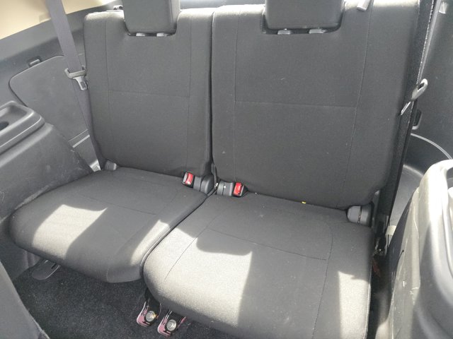 Vehicle image 13 of 30