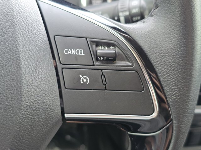 Vehicle image 19 of 30