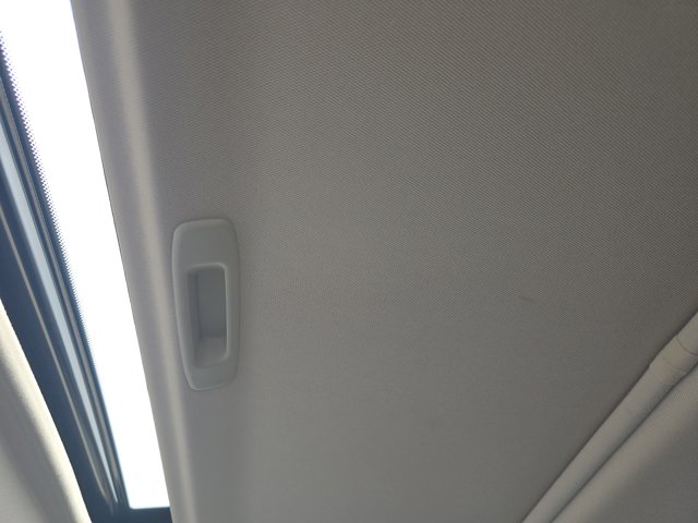 Vehicle image 29 of 30