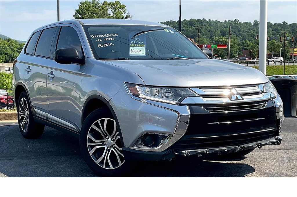 Vehicle image 3 of 27