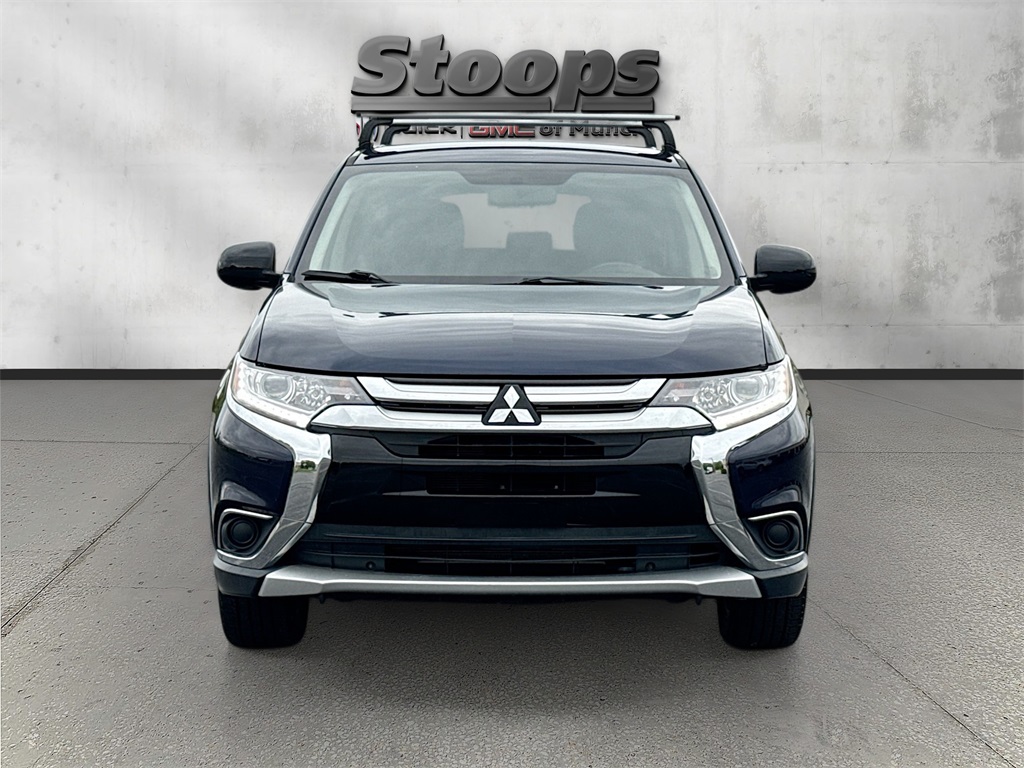 Vehicle image 2 of 28