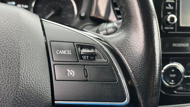Vehicle image 26 of 27