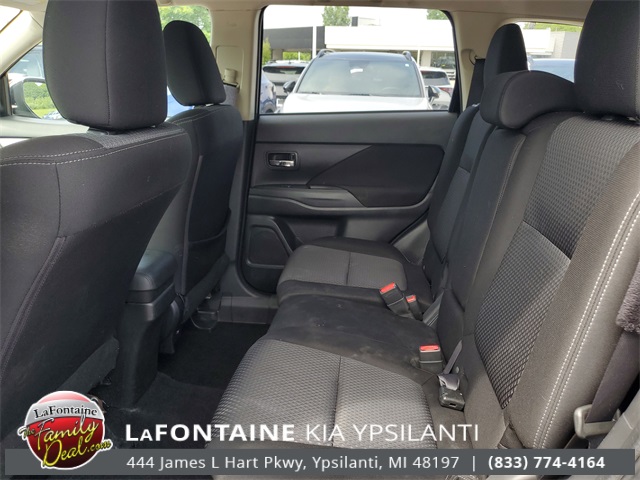 Vehicle image 9 of 30