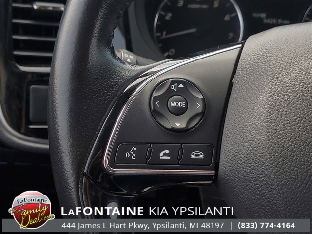 Vehicle image 23 of 30