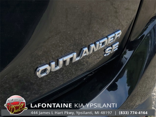 Vehicle image 17 of 30