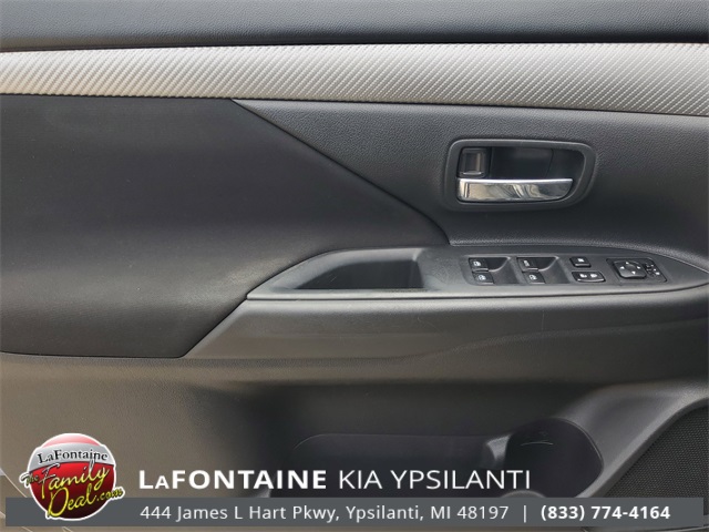 Vehicle image 15 of 30